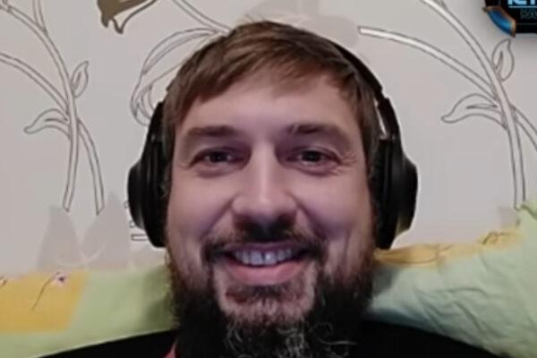 Тупой путинский педик/каннибал!